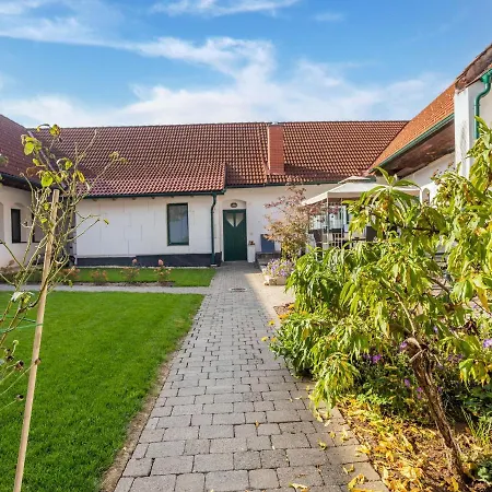 Holiday On A Farm Near F Rstenfeld With A Terrace 아파트