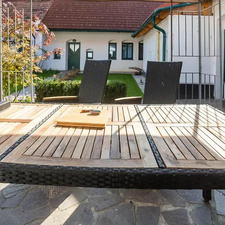 Holiday On A Farm Near F Rstenfeld With A Terrace 아파트 *