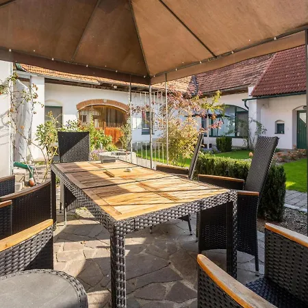 Holiday On A Farm Near F Rstenfeld With A Terrace 아파트 *